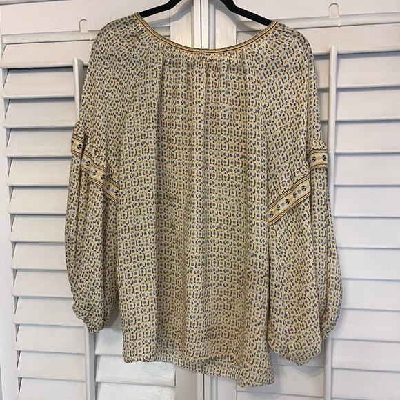 Max Studio Yellow And White Floral Blouse Size Large - Picture 2 of 7